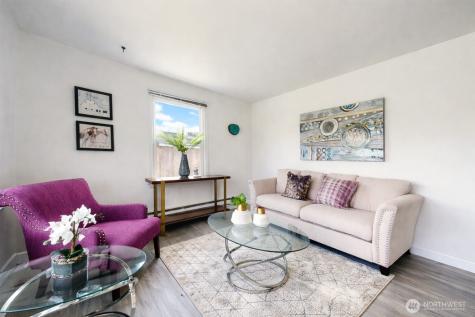 2517 E Pike Street Seattle WA 98122