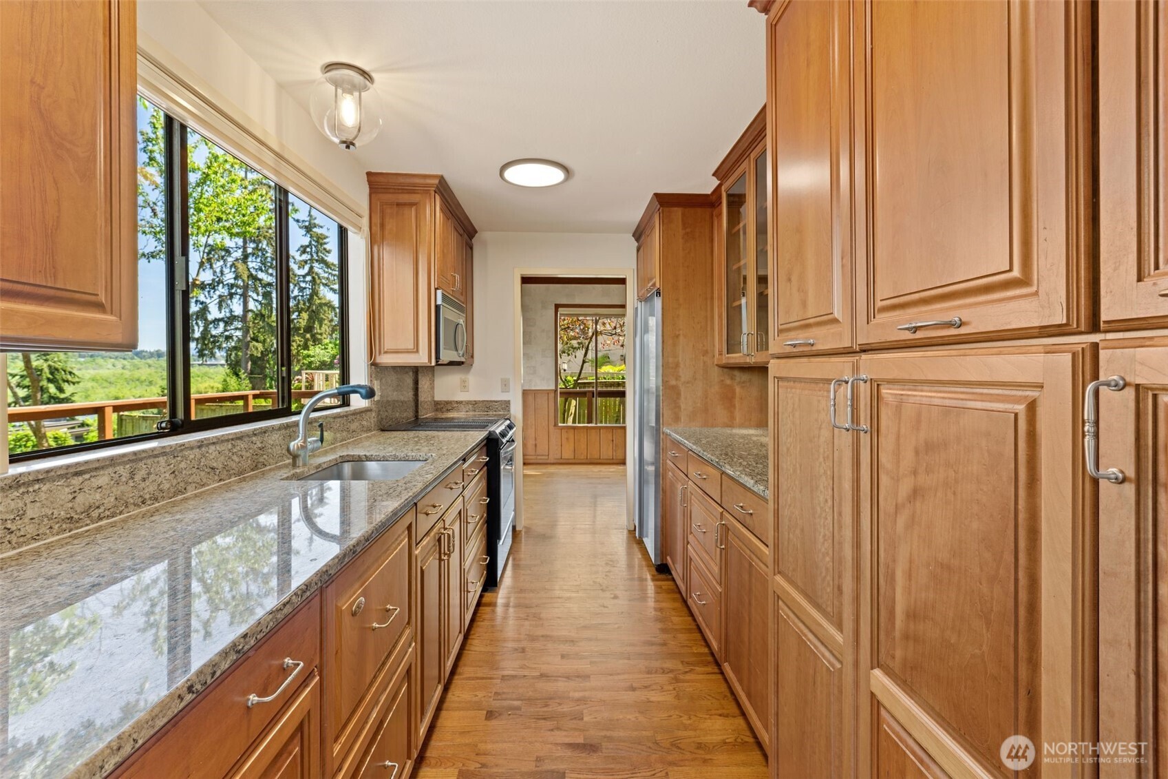4442 95th Avenue NE Bellevue WA 98004
