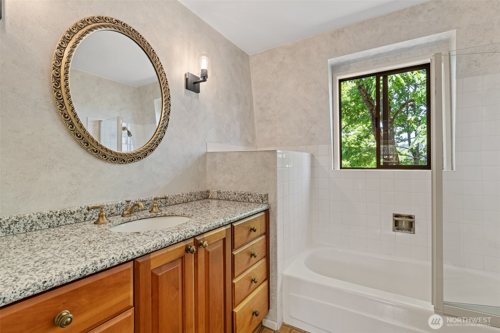 4442 95th Avenue NE Bellevue WA 98004