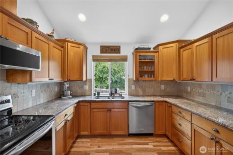 1402 N 14th Street Mount Vernon WA 98273