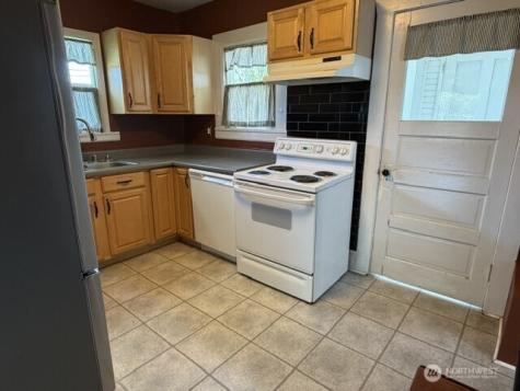 6722 S J Street Tacoma WA 98408