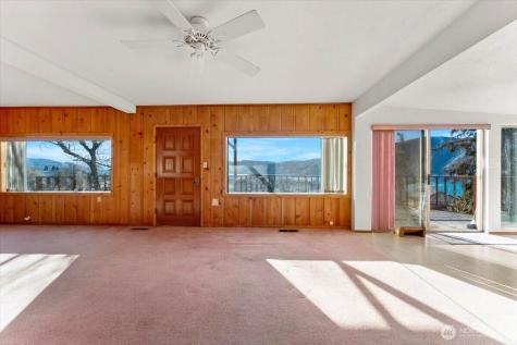 475 Totem Pole Road Manson WA 98831