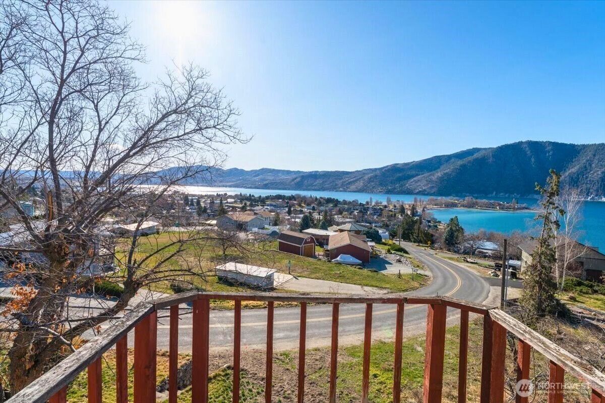 475 Totem Pole Road Manson WA 98831