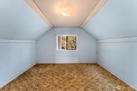 475 Totem Pole Road Manson WA 98831