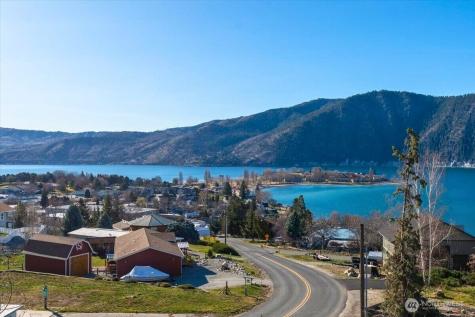 475 Totem Pole Road Manson WA 98831