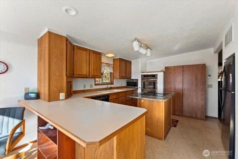 475 Totem Pole Road Manson WA 98831