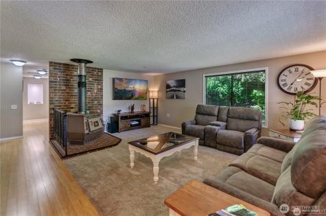 15020 111th Avenue Court E Puyallup WA 98374