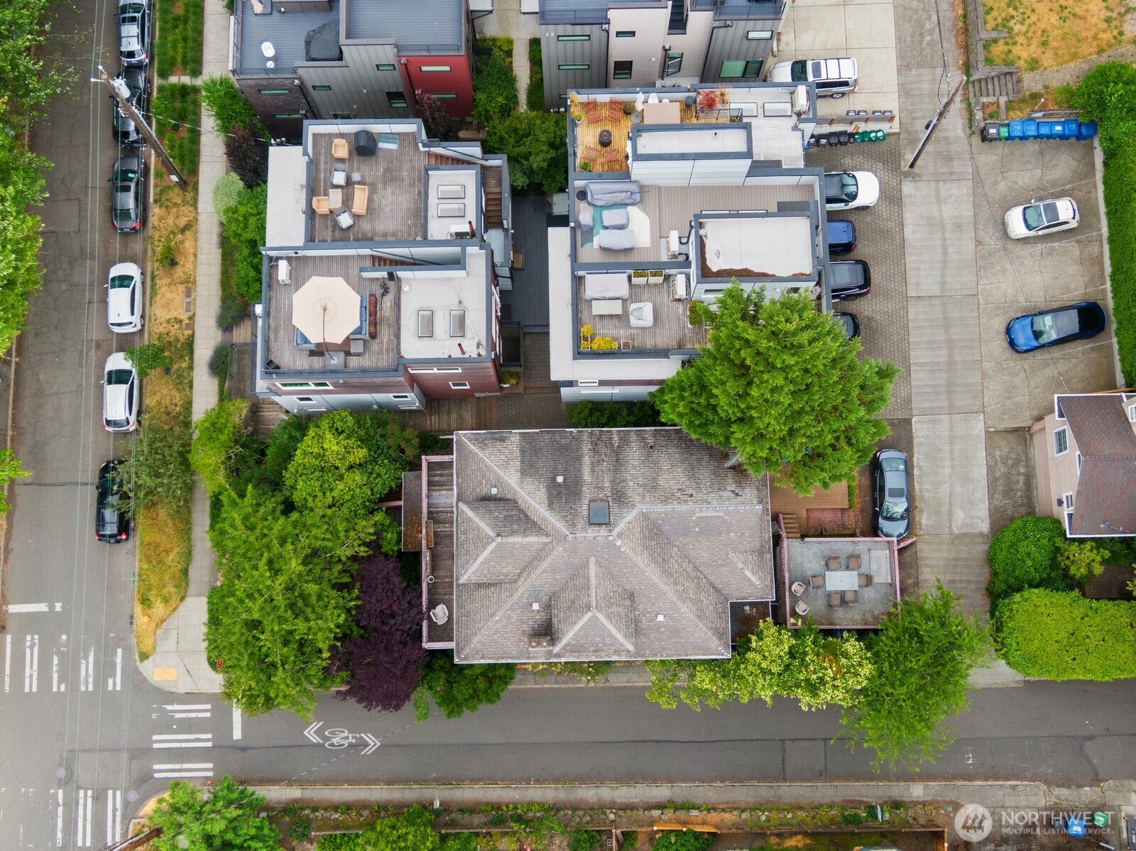 702 11th Avenue E Seattle WA 98102