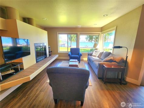 1 Beach 540-o Manson WA 98831