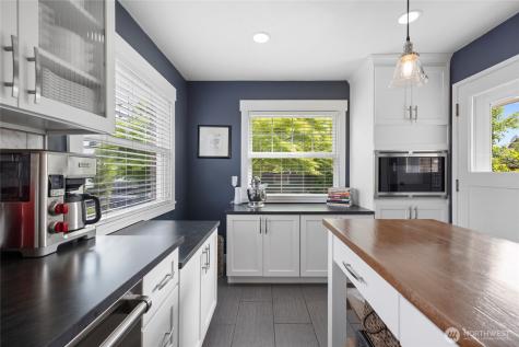 4802 N 24th Street Tacoma WA 98406