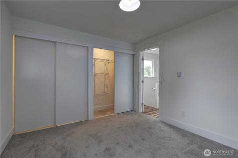 11816 SE 318th Place Auburn WA 98092