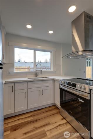 11816 SE 318th Place Auburn WA 98092