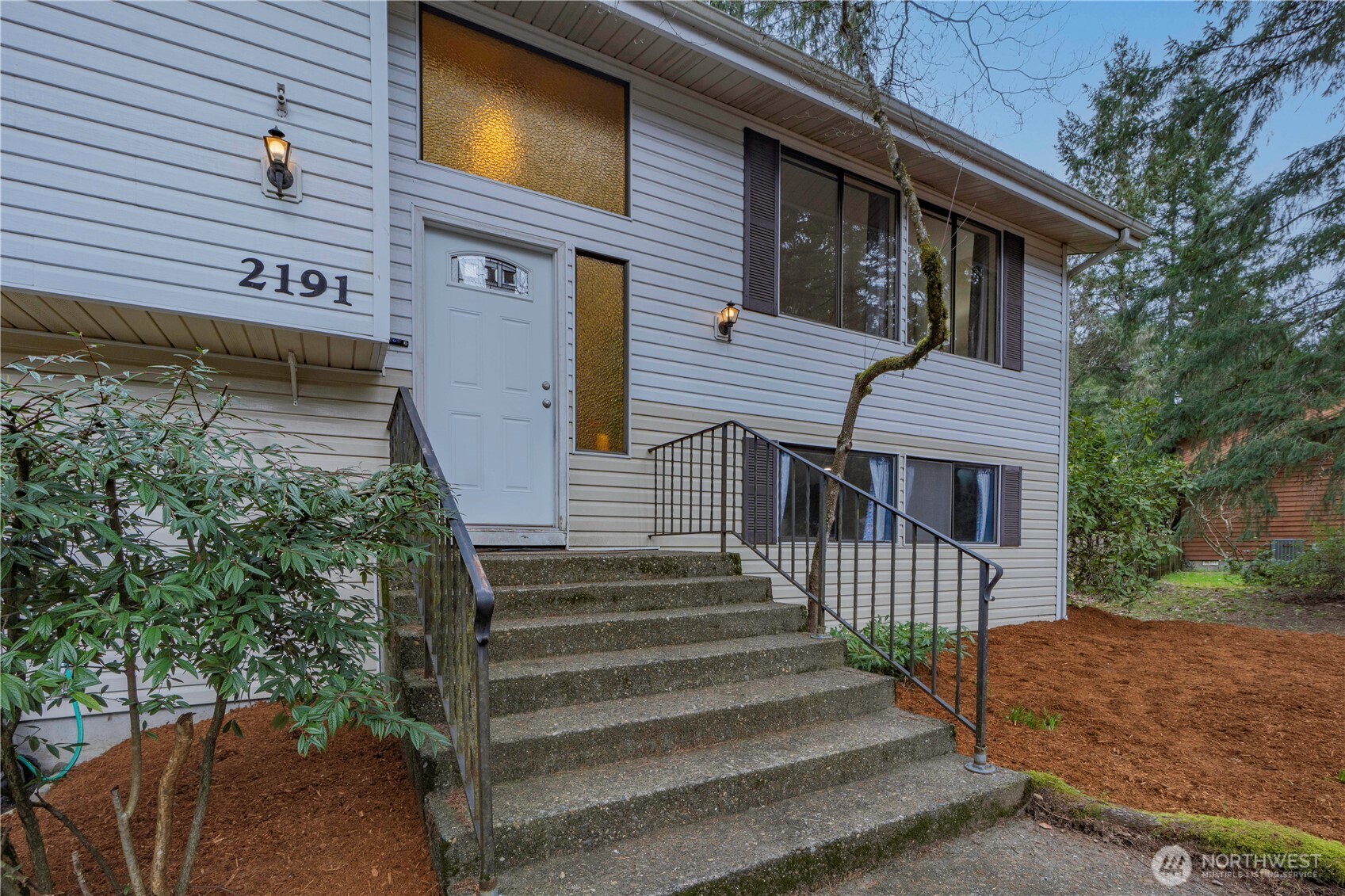 2191 Lakemoor Drive SW Olympia WA 98512