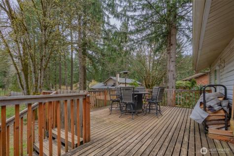 2191 Lakemoor Drive SW Olympia WA 98512
