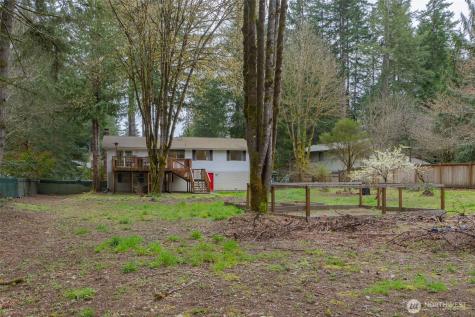 2191 Lakemoor Drive SW Olympia WA 98512