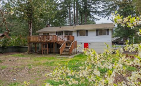 2191 Lakemoor Drive SW Olympia WA 98512
