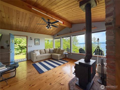 36 K Beach Way Hat Island WA 98206
