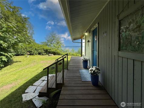 36 K Beach Way Hat Island WA 98206