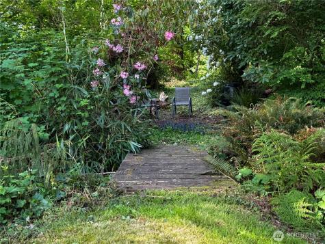 36 K Beach Way Hat Island WA 98206