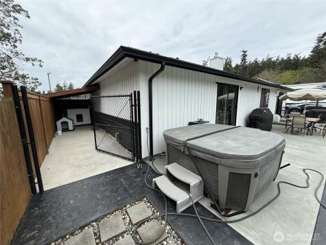 749 Commodore Lane Camano Island WA 98282