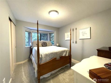 1203 25th Avenue SE Puyallup WA 98374