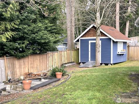 1203 25th Avenue SE Puyallup WA 98374