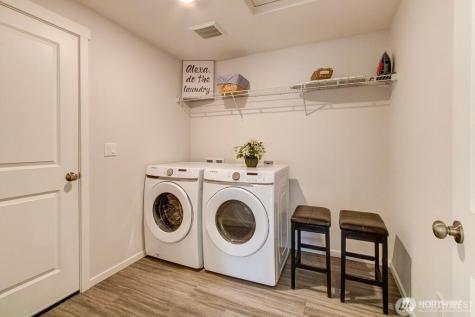 27 Jonagold Lane Manson WA 98831