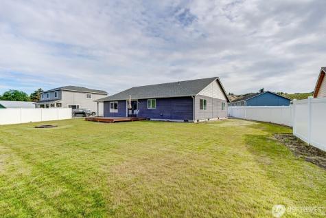 27 Jonagold Lane Manson WA 98831