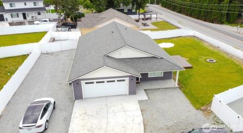 27 Jonagold Lane Manson WA 98831