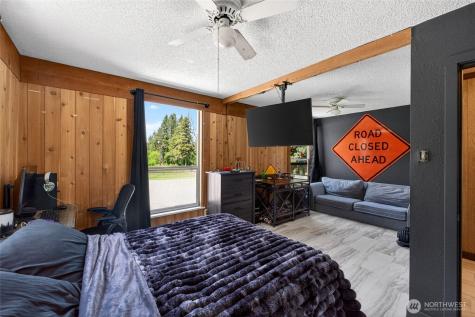 32113 98th Avenue E Eatonville WA 98328