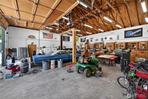 32113 98th Avenue E Eatonville WA 98328