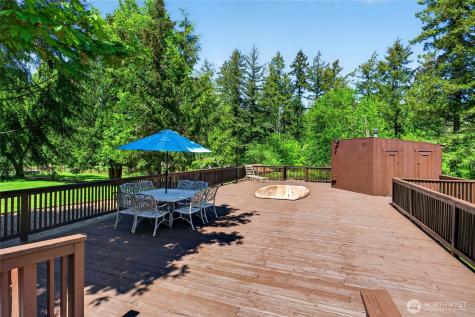 32113 98th Avenue E Eatonville WA 98328