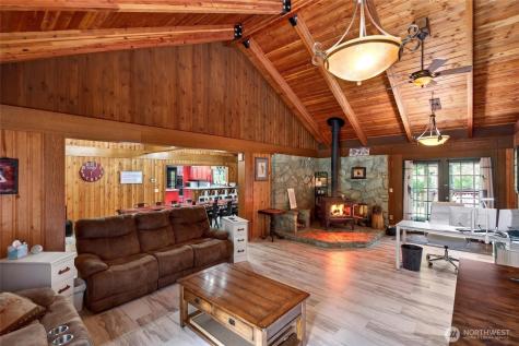 32113 98th Avenue E Eatonville WA 98328