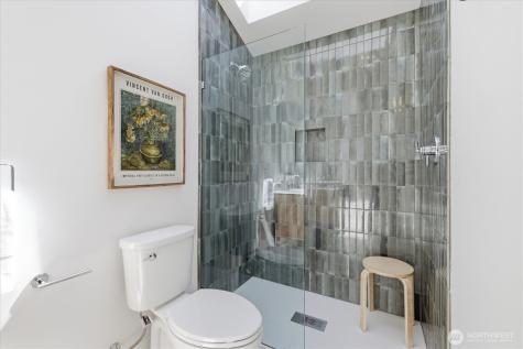 909 32nd Avenue S Seattle WA 98144