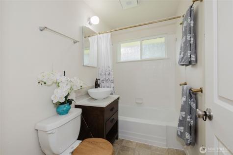 3234 Rocky Point Road NW Bremerton WA 98312