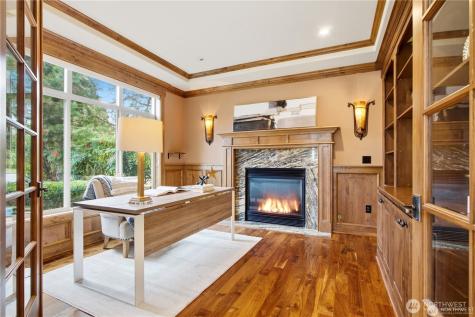 217 7th Avenue W Kirkland WA 98033