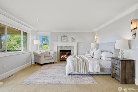 217 7th Avenue W Kirkland WA 98033