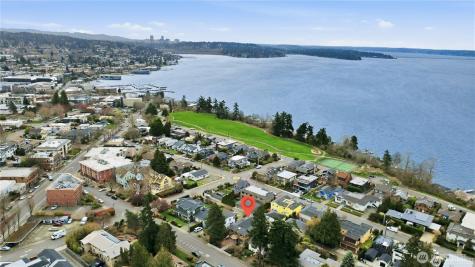 217 7th Avenue W Kirkland WA 98033