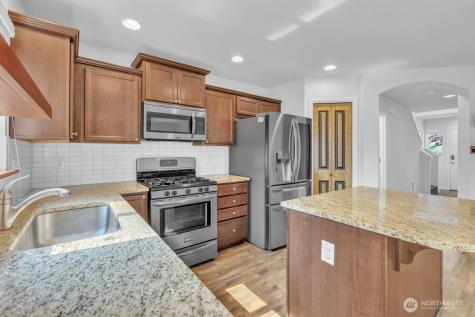 9822 201st Street E Graham WA 98338