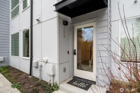 7721 NE 175th Street Kenmore WA 98028