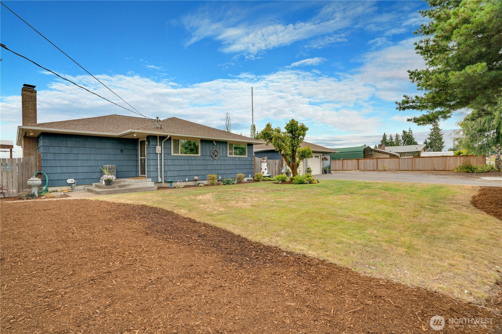 8603 Woodland Avenue E Puyallup WA 98371