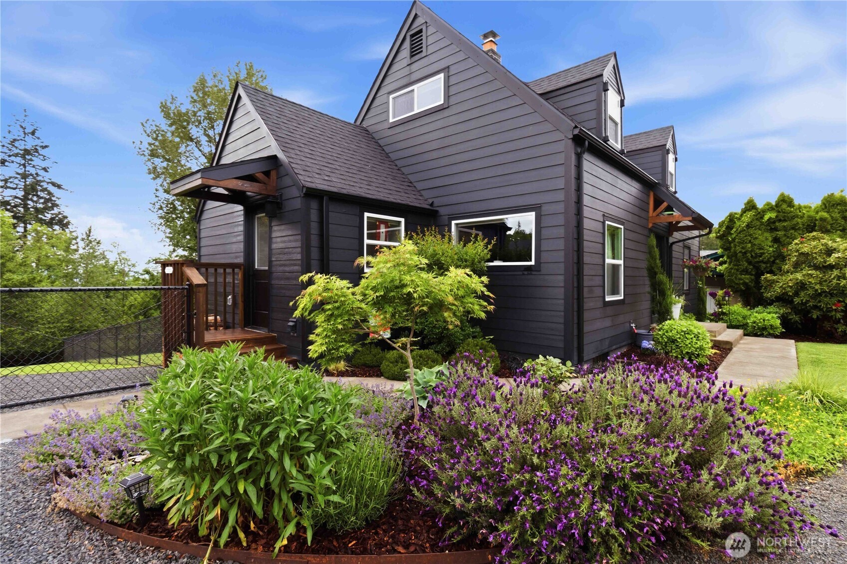 121 S Vista Way Kelso WA 98626