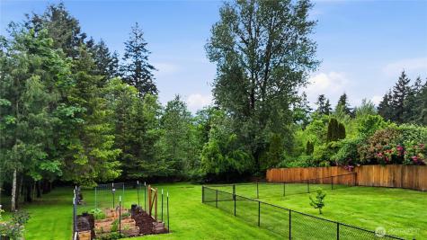 121 S Vista Way Kelso WA 98626