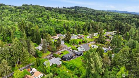 121 S Vista Way Kelso WA 98626