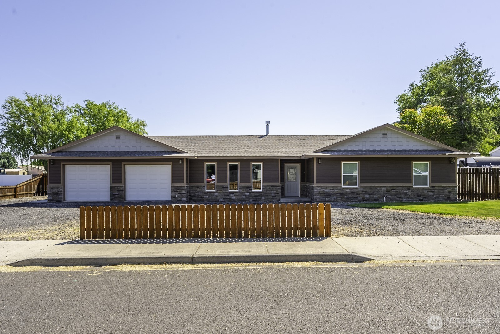 870 NW C Street Ephrata WA 98823