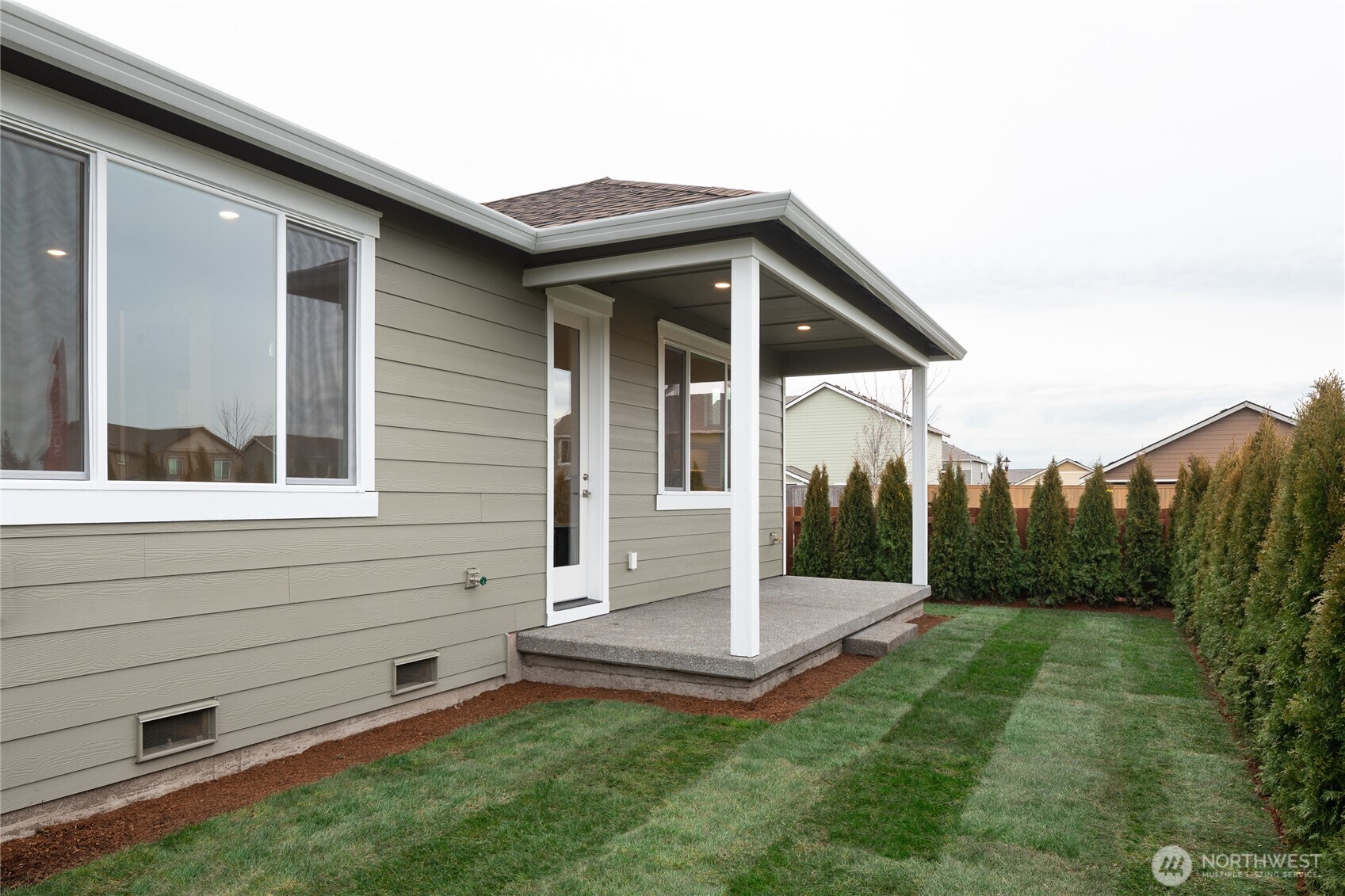 721 Weaver Drive E Enumclaw WA 98022