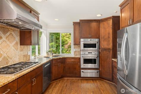 2513 265th Avenue NE Redmond WA 98053