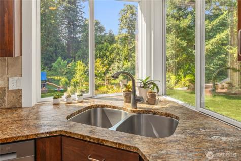 2513 265th Avenue NE Redmond WA 98053
