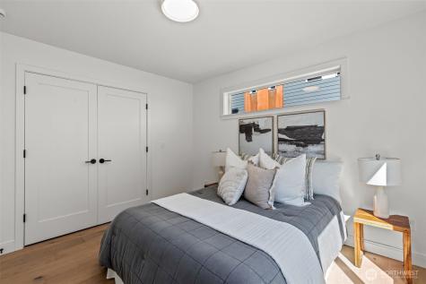 2218 NW 62nd Street Seattle WA 98107