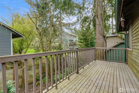 1505 N Lk Stickney Drive Lynnwood WA 98087